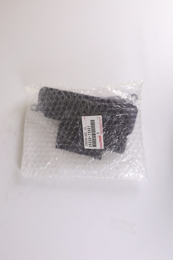 Transmission Filter 35330-73021 for Toyota Camry